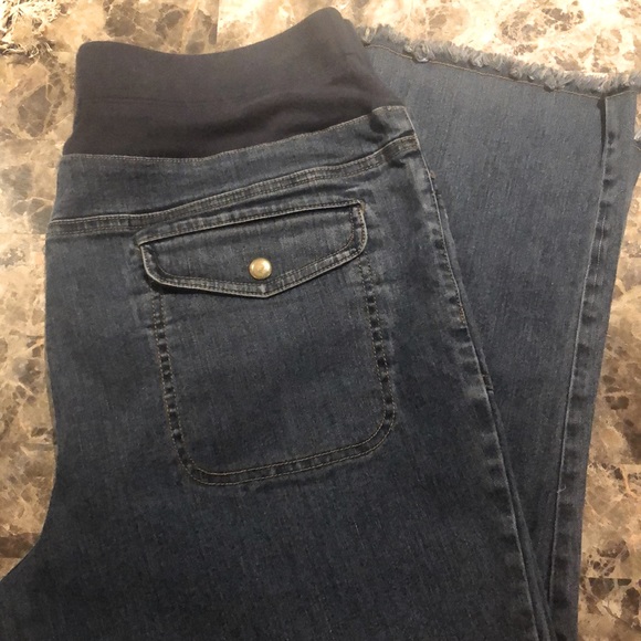 Maternity crop jeans - Picture 2 of 3